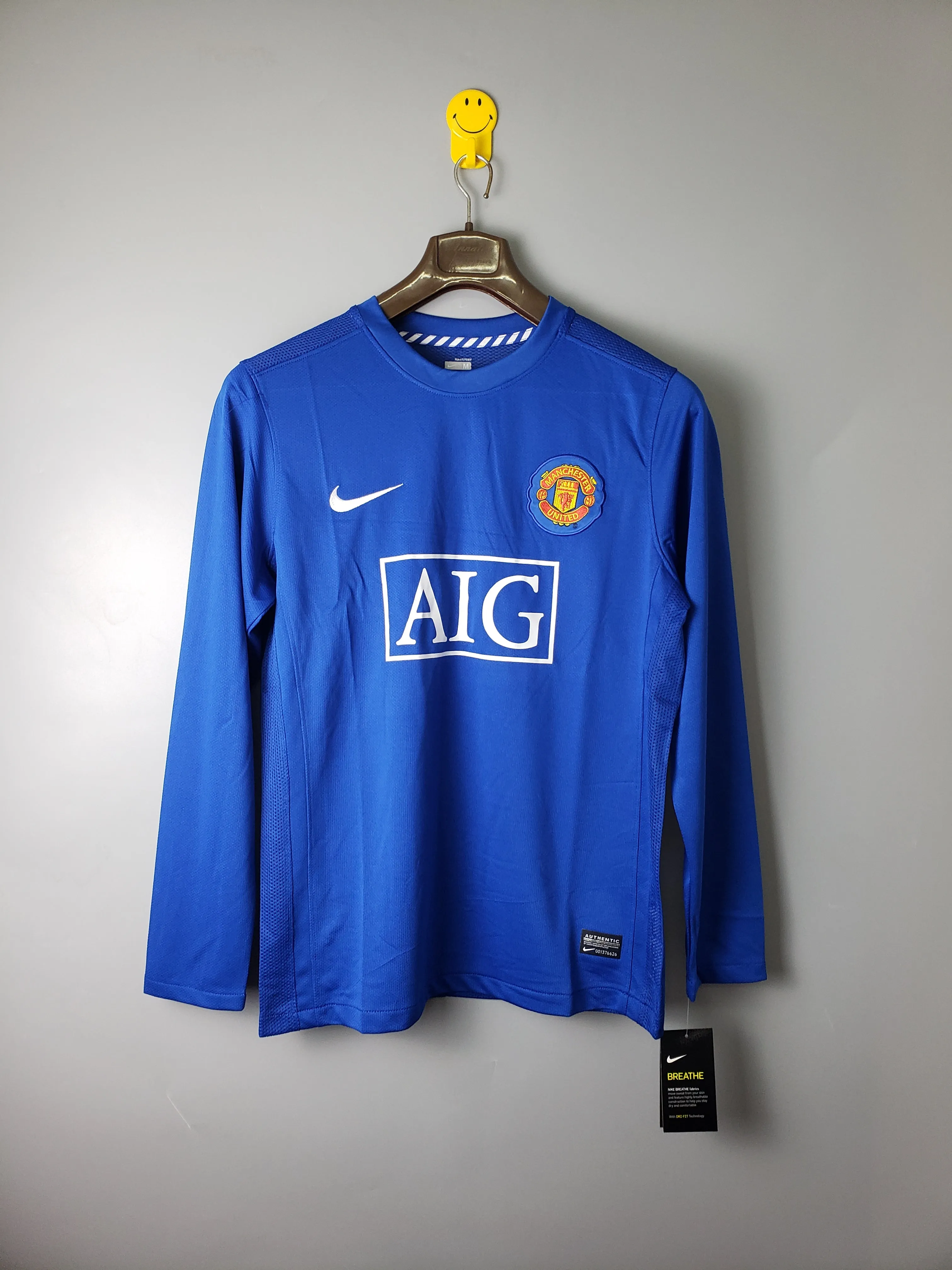 07/08 M-U away long sleeve retro8