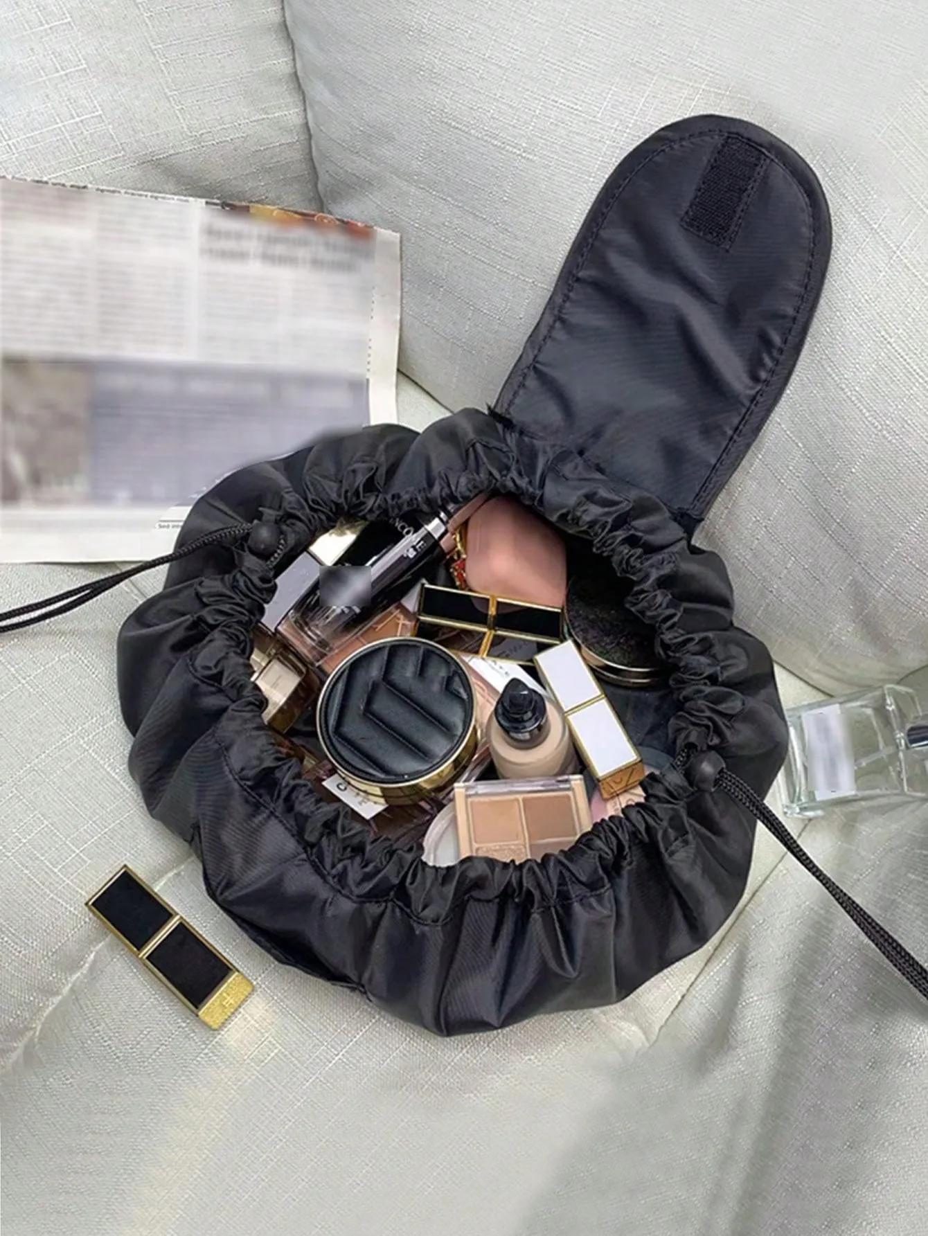 1pc Portable Polyester Makeup Storage Bag, Daily Black Drawstring Design Make Up Organizer Storage Bag For Outdoor Travel