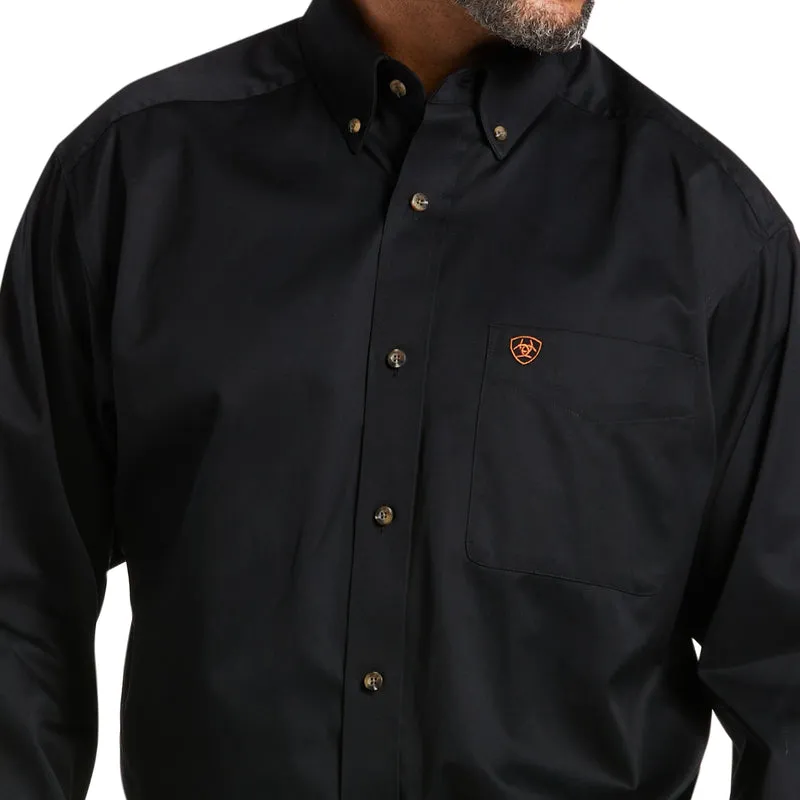 Ariat Men's Solid Twill Classic & Fitted Long Sleeve Shirt, Black