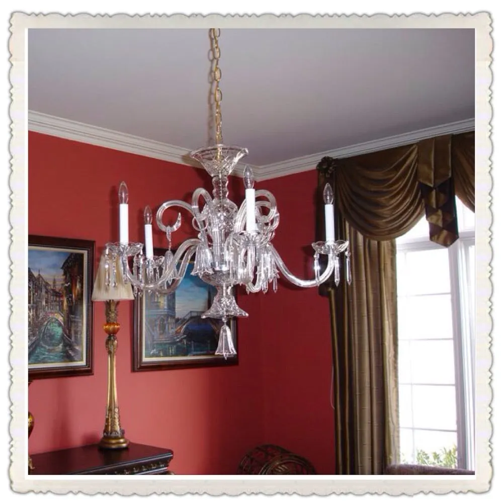 Belladonna - 5 Light Chandelier - 26" x 27"