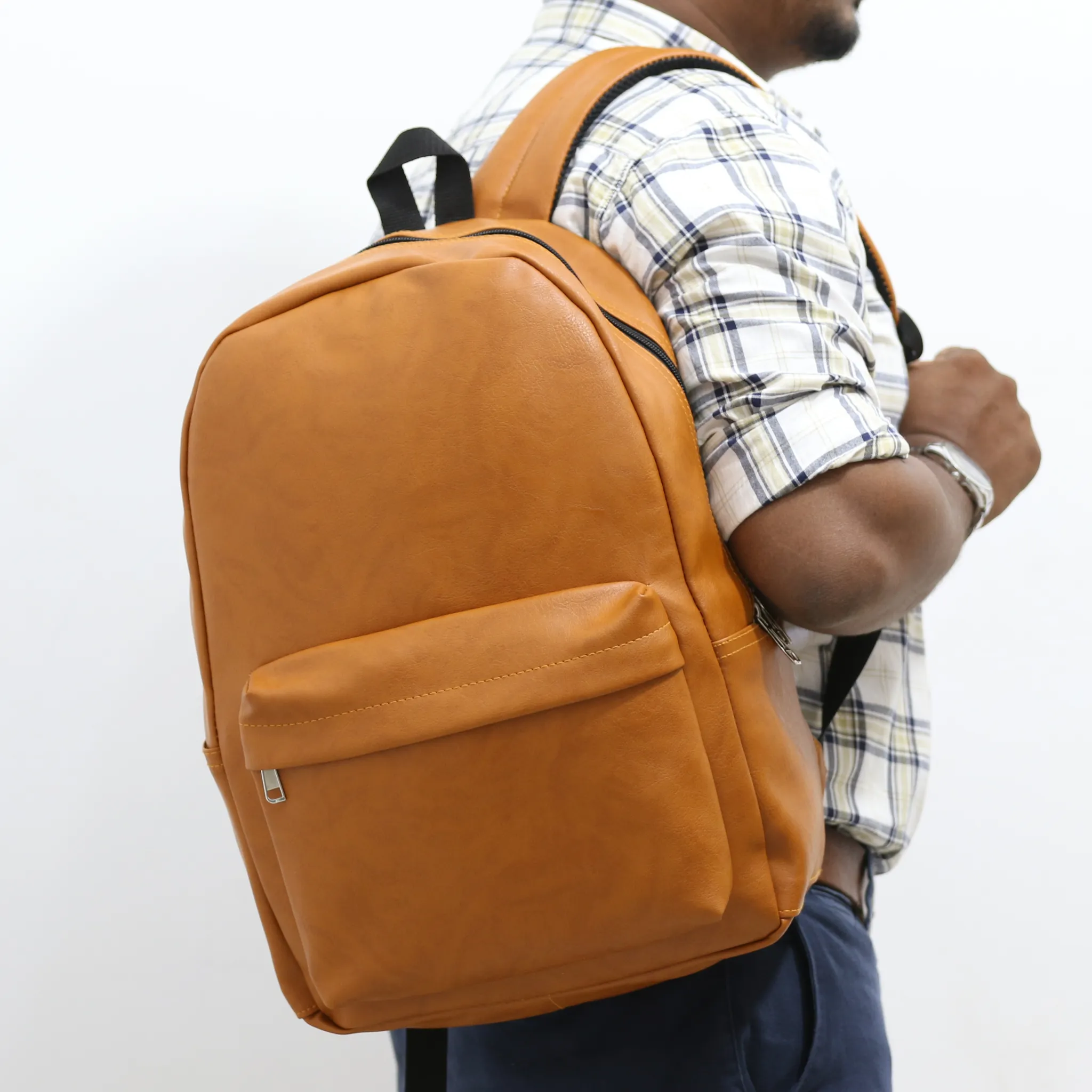 BP44 – Premium Synthetic Leather Simple Laptop Backpack