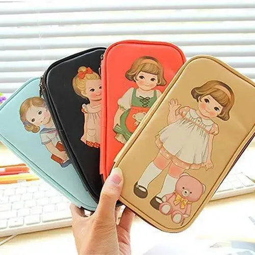 Chic Cartoon Doll Girl Cosmetic Organizer Pouch