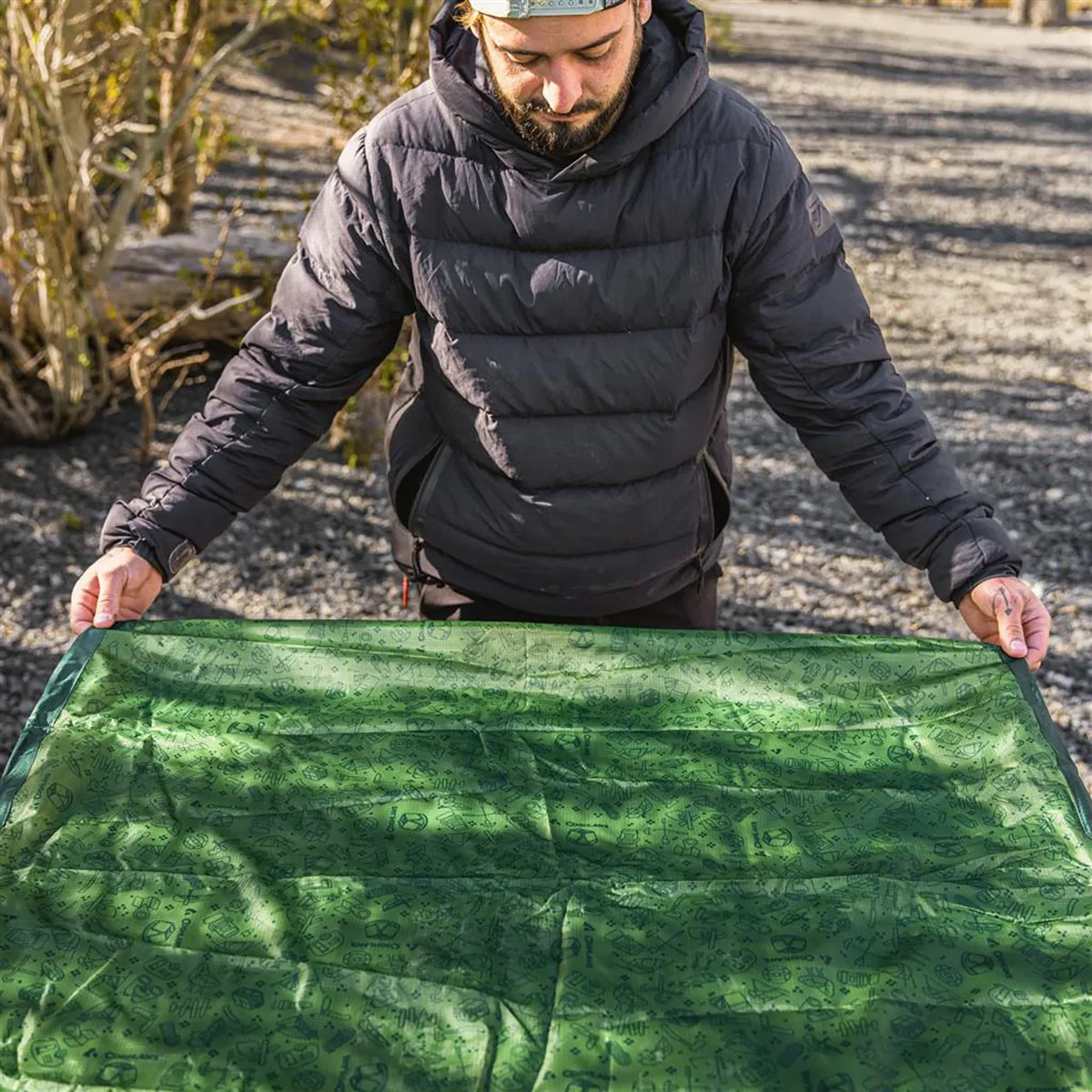 Coghlan's Picnic Table Cover - Green