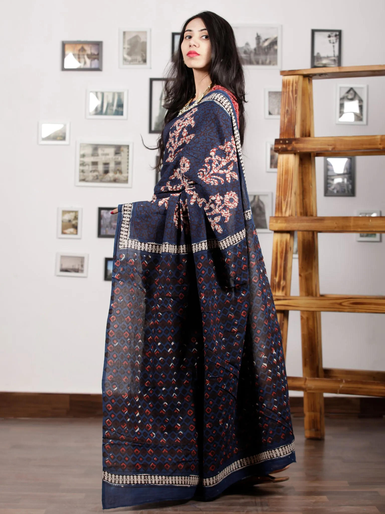 Indigo Red White Hand Block Printed Cotton Mul Saree - S031703008