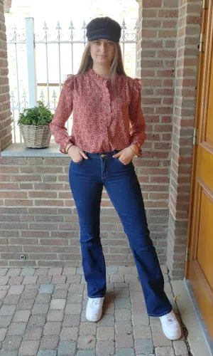 Prachtige blouse met mooie details