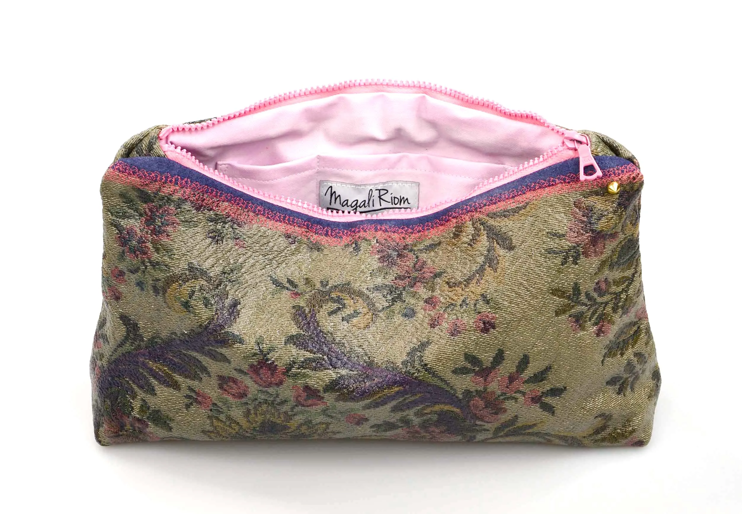 Toiletry Bag | Purple Wings | Size 30