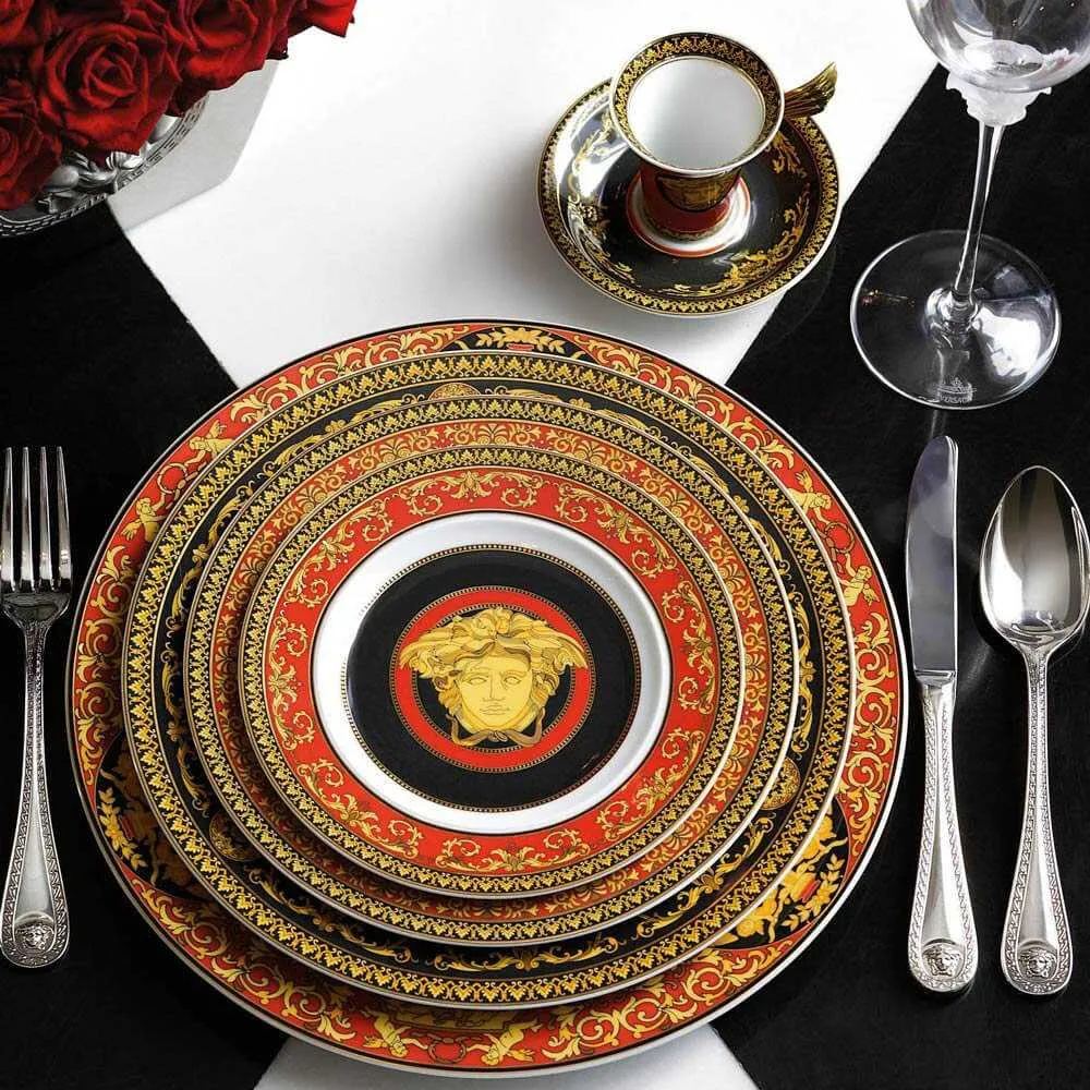 Versace meets Rosenthal Medusa Plate diam. 27 cm.