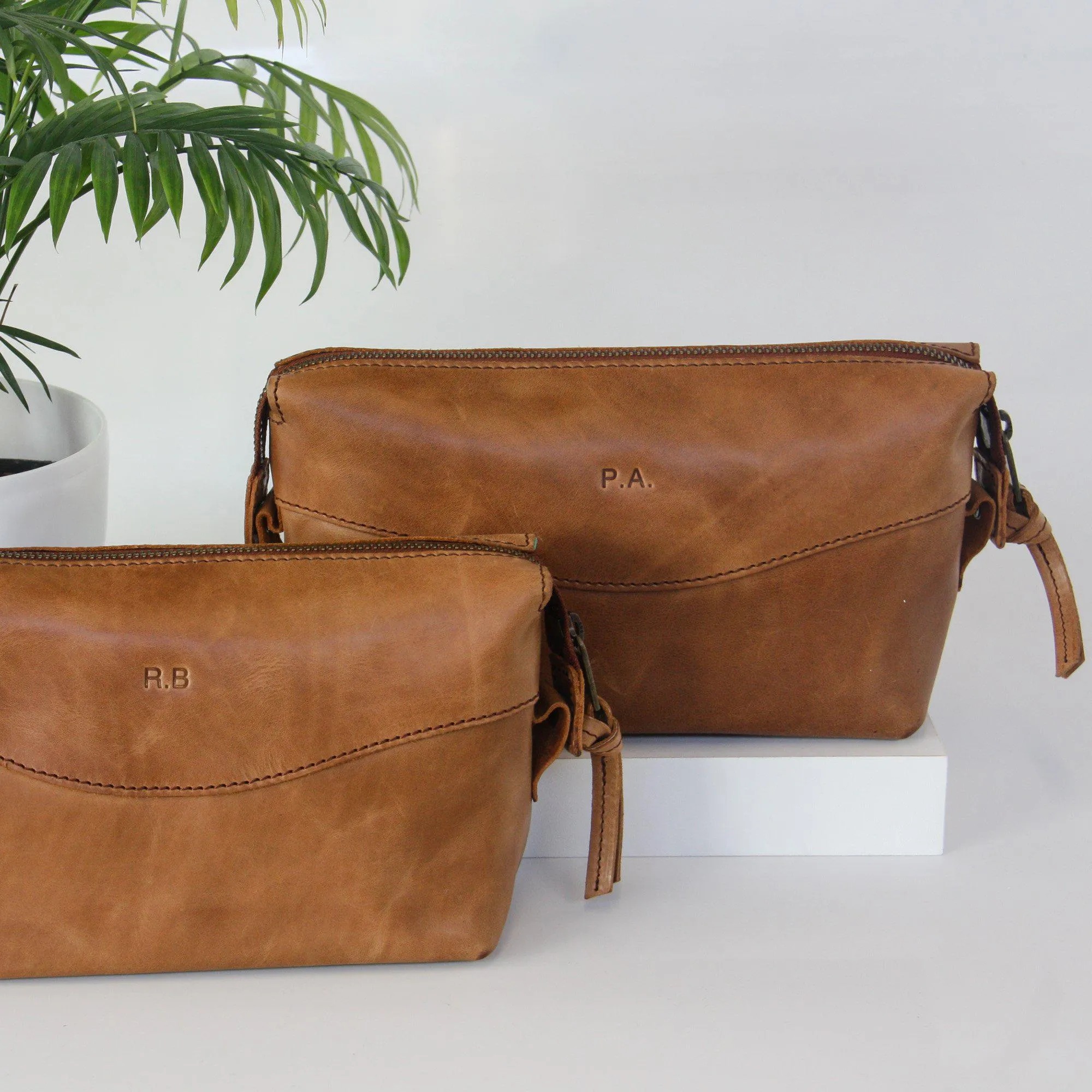 Zemp Bravo Toiletry Bag | Chestnut